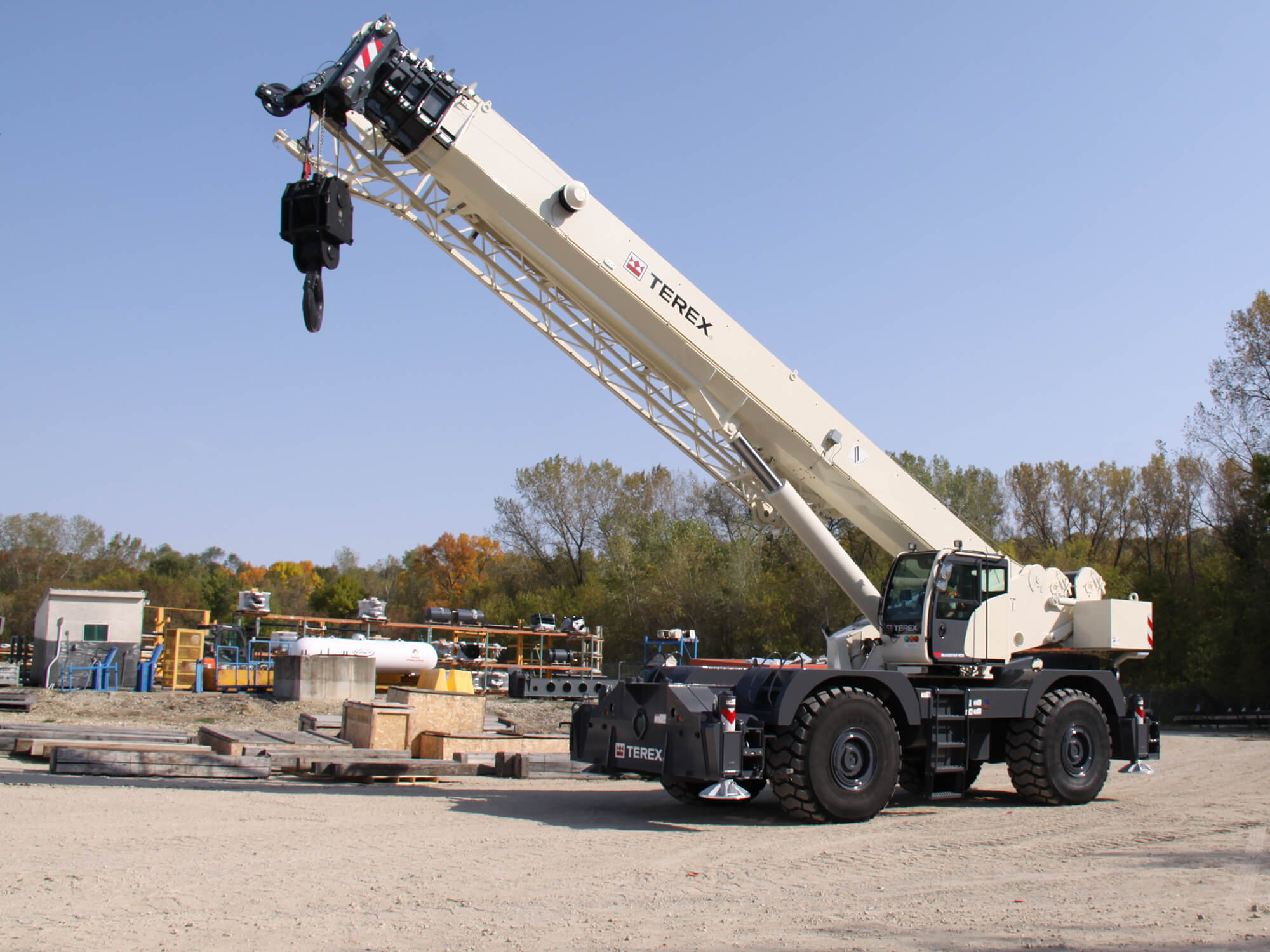 Rough Terrain Crane Sales & Rental Dealer | CraneWorks, Inc.