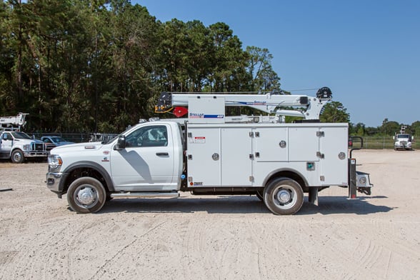 New Stellar 8630 with TMAX 1-11 aluminum body on New Ram 5500