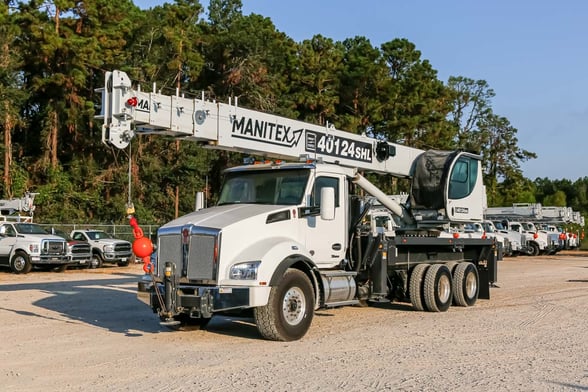 New Manitex 40124SHL SWB on New Kenworth T880