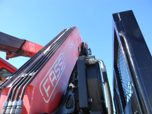 Used 2015 Fassi F385A.2.26 L212 on Used 2015 Western Star 4700SB