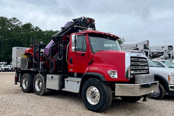 Used 2022 PM 54526 SP + J1414 on Used 2022 Freightliner 108SD