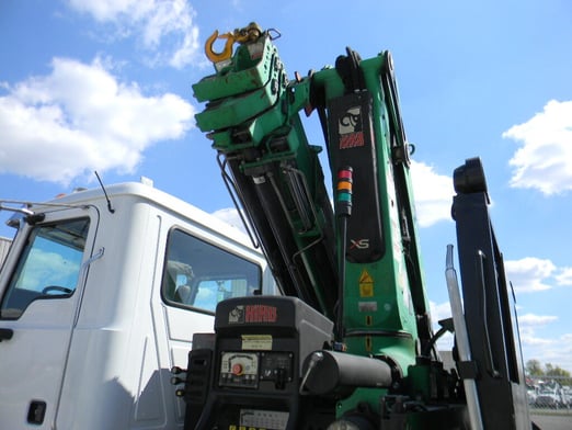 Used 2012 Hiab XS 288 EP-4 HiPro on Used 2012 Mack GU813