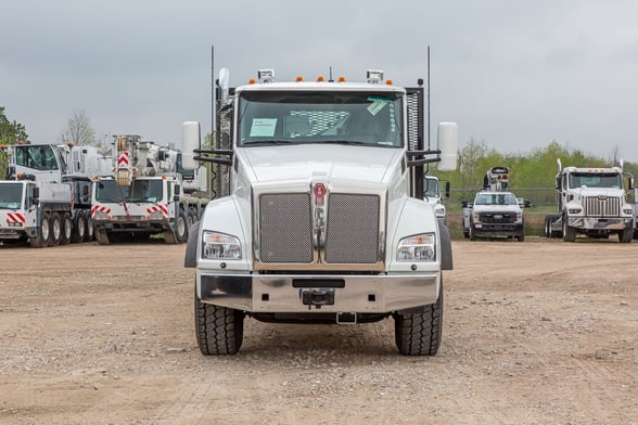 New IMT 32/222 K4 on New Kenworth T880