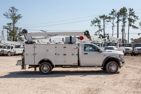 New Stellar 8630 with TMAX 1-11 aluminum body on New Ram 5500