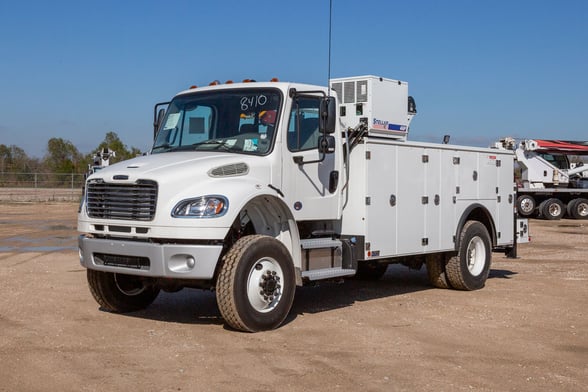 New Stellar 12630 TMAX 2-14 service body on New Freightliner M2 106