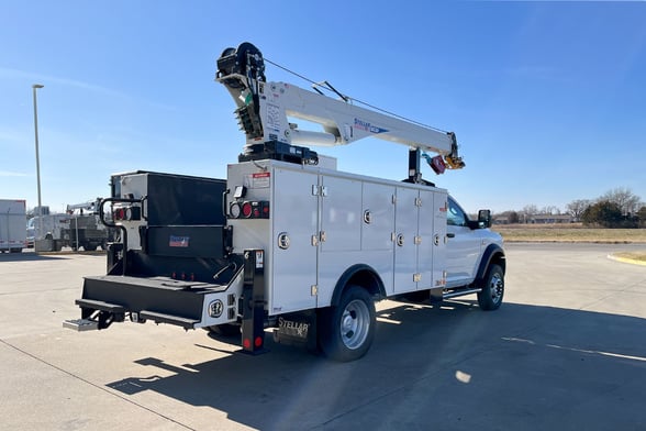 New Stellar 8630 with TMAX 1-11 aluminum body on New Ram 5500