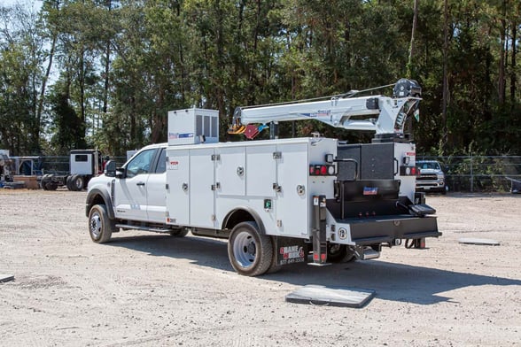 New Stellar 8630 with TMAX 1-11 aluminum body on New Ford F-550