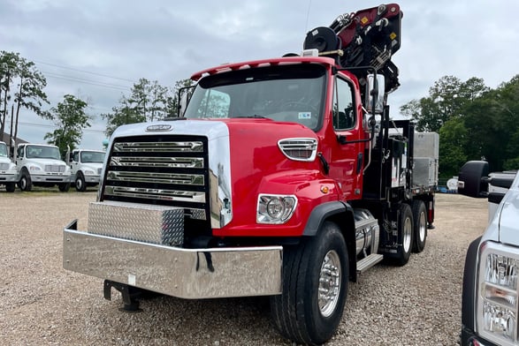 Used 2022 PM 54526 SP + J1414 on Used 2022 Freightliner 108SD