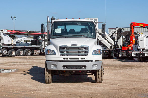 New Stellar 12630 TMAX 2-14 service body on New Freightliner M2 106