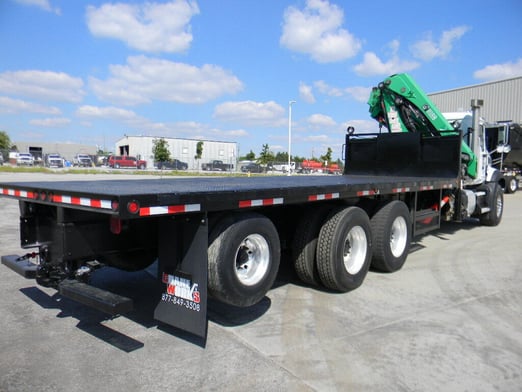 Used 2012 Hiab XS 288 EP-4 HiPro on Used 2012 Mack GU813