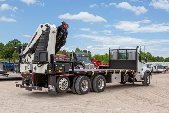 New IMT 7020-OK6 on New Kenworth T880