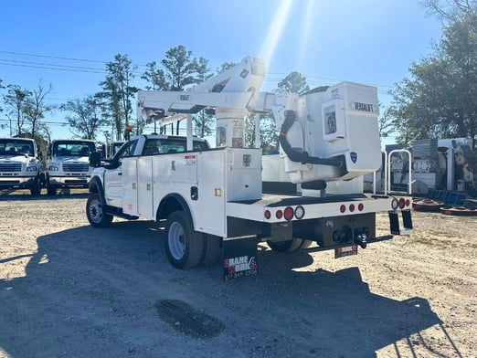 New Versalift SST-40-EIH on New Ford F-550