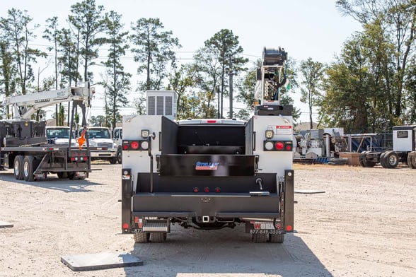 New Stellar 8630 with TMAX 1-11 aluminum body on New Ford F-550