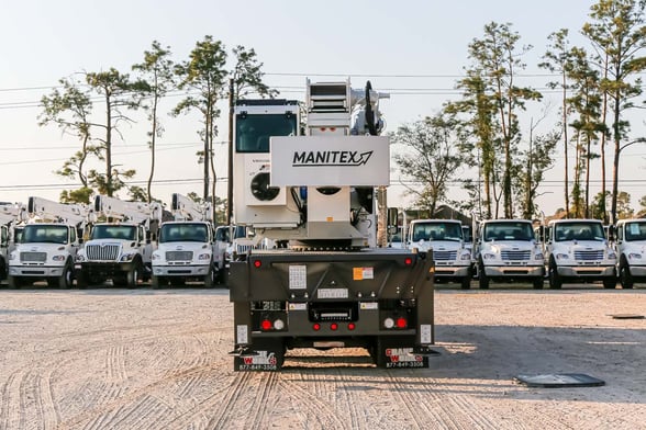 New Manitex 40124SHL SWB on New Kenworth T880