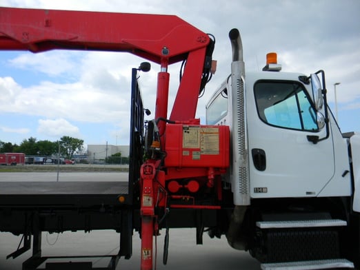 Used 2004 IMT 24562 on Used 2014 Freightliner 114SD