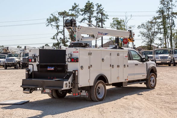 New Stellar 8630 with TMAX 1-11 aluminum body on New Ford F-550