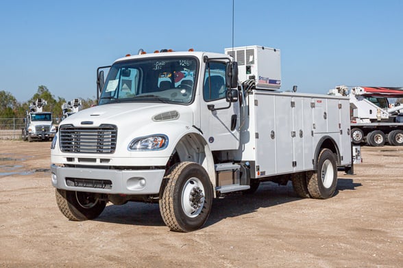 New Stellar 12630 TMAX 2-14 service body on New Freightliner M2 106