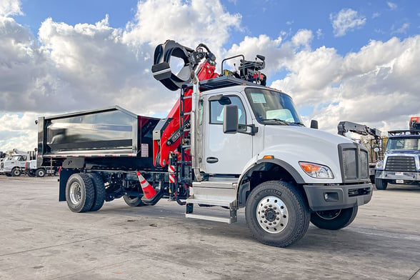 New Fassi F145AZ.0.22 on New Kenworth T380