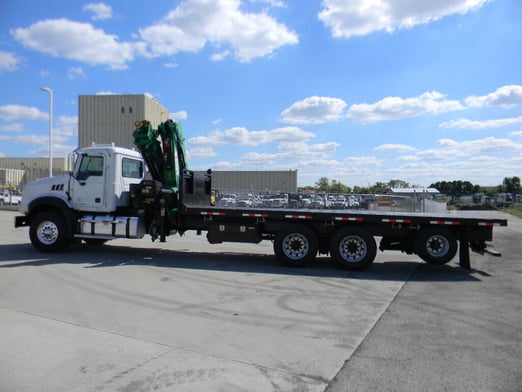 Used 2012 Hiab XS 288 EP-4 HiPro on Used 2012 Mack GU813