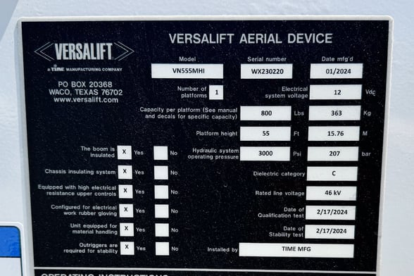 New Versalift VN-555-MHI on New International HV507