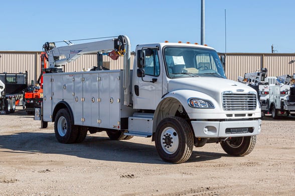 New Stellar 12630 TMAX 2-14 service body on New Freightliner M2 106