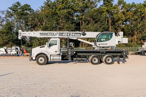 New Manitex 40124SHL SWB on New Kenworth T880