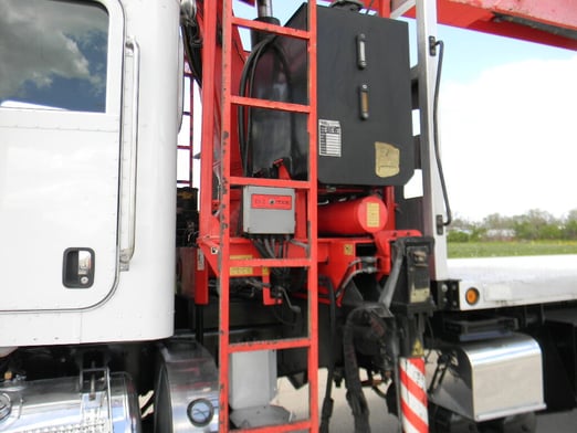 Used 2015 Fassi F280SE.22 on Used 2015 Peterbilt 365