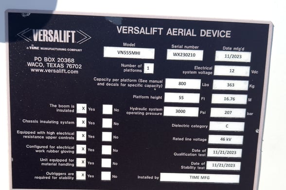 New Versalift VN-555-MHI on New Freightliner M2 106