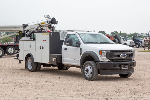 New Palfinger PSC 6025 Hydraulic with PAL Pro 43 service body on New Ford F-550