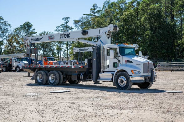 Used 2019 Manitex 26101C on Used 2020 Kenworth T370