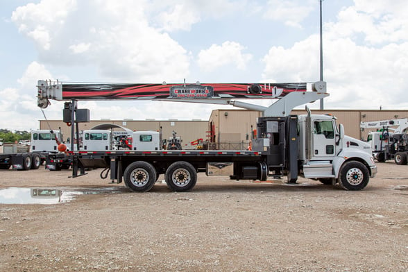 Used 2018 Manitex 30102C on Used 2019 Kenworth T370