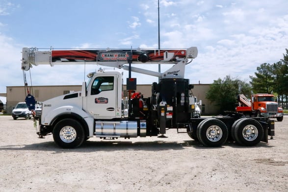 Used 2018 Manitex 2085T on Used 2019 Kenworth T880