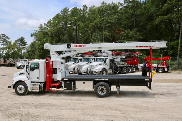 Used 2018 Elliott 1870F on Used 2019 Kenworth T370