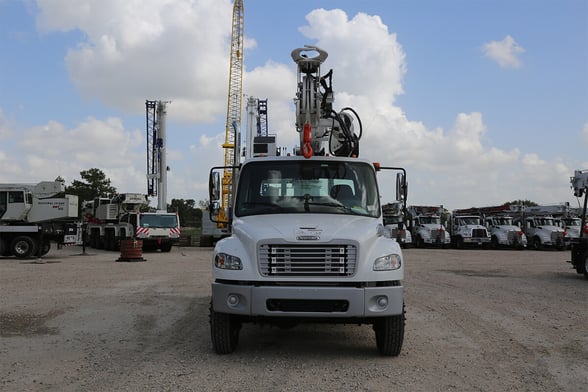 Used 2019 Versalift TMD-2047-T on Used 2019 Freightliner M2 106