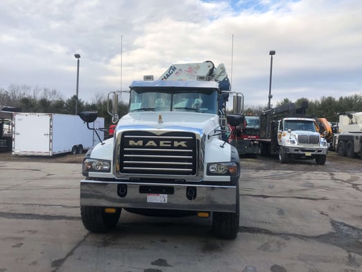 Used 2015 Cormach 38000 E6F on Used 2019 Mack Granite 64FR