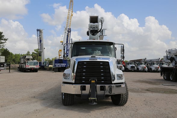 Used 2019 Manitex 30100C on Used 2020 Freightliner 108SD