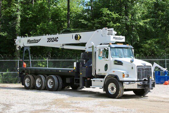 Used 2019 Manitex 35124C on Used 2019 Western Star 4700SB