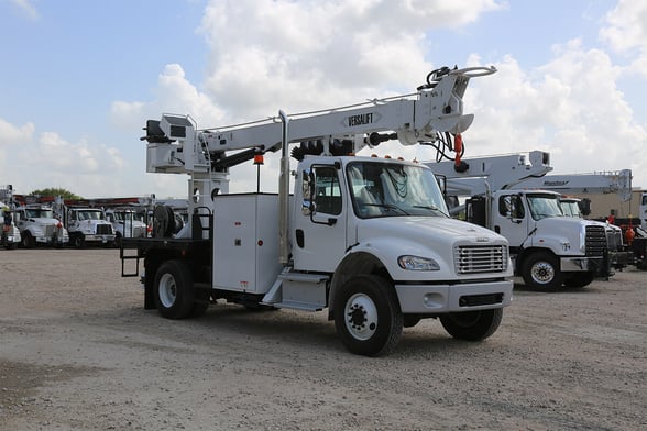 Used 2019 Versalift TMD-2047-T on Used 2019 Freightliner M2 106