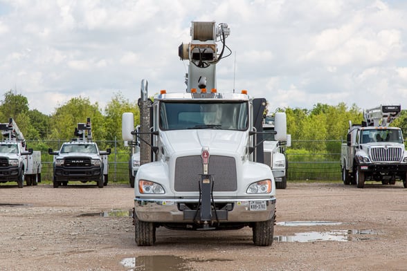 Used 2018 Manitex 30102C on Used 2019 Kenworth T370