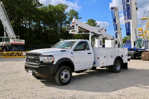 Used 2019 Versalift SST-40-EIH on Used 2019 Ram 5500