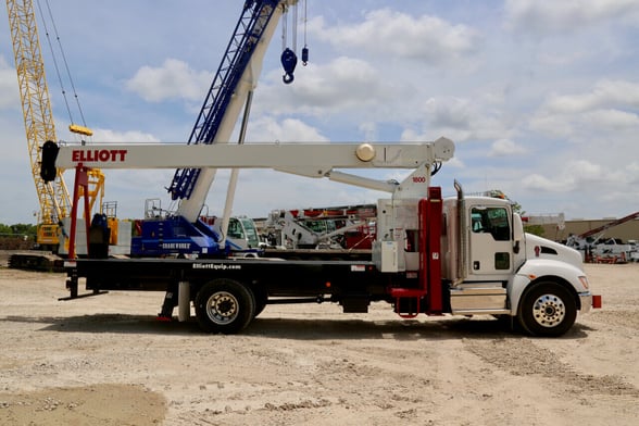 Used 2018 Elliott 1870F on Used 2019 Kenworth T370