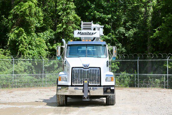 Used 2019 Manitex 35124C on Used 2019 Western Star 4700SB